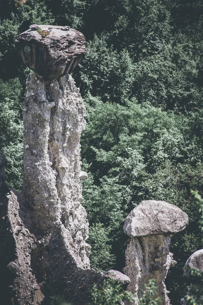 Pirâmides Solo Zona Brascia Itália Imagem Estilo Dessaturado — Fotografia de Stock