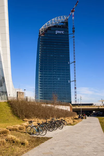 Milaan Italië Januari 2020 Libeskind Tower Pwc Hoofdgebouw Wolkenkrabber Aanbouw Stockfoto