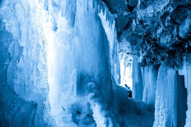 Donmuş Estonya şelale Jagala