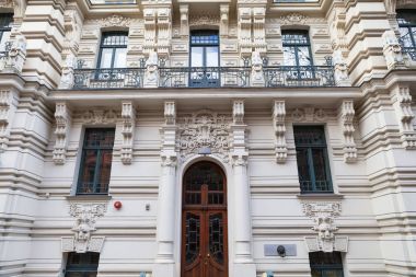Cephe bir Art Nouveau Palace, Riga, Letonya.