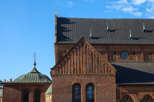 La Catedral de la Cúpula en el centro del casco antiguo de Riga. Detalles arquitectónicos . — Foto de Stock