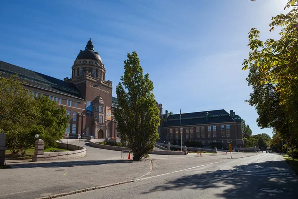STOCKHOLM, SUÉCIA - SETEMBRO 20, 2016: Edifícios e parques da Universidade de Estocolmo — Fotografia de Stock