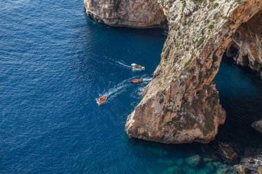 Tekne Turu Malta'da Blue grotto çevresinde