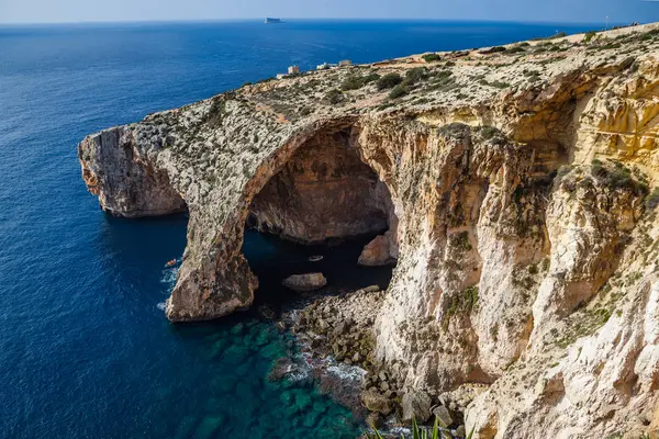 Mavi Mağara kireçtaşı ark, Malta Adası'nın görkemli doğa Simgesel Yapı