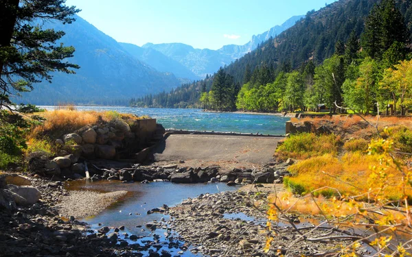 Sierra Nevada-hegység a következő látnivaló közelében: Bridgeport California — Stock Fotó