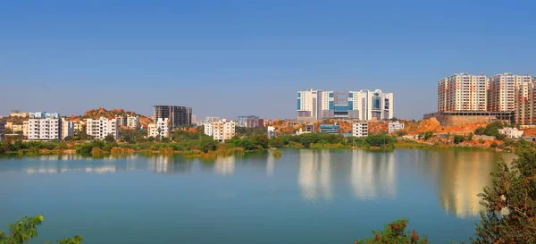 Ciudad de Hyderabad skyline en la India — Foto de Stock