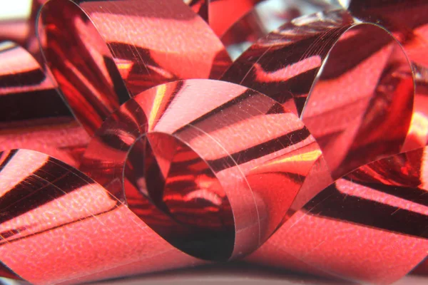 Close up shot of shiny red bow — Stock Photo, Image