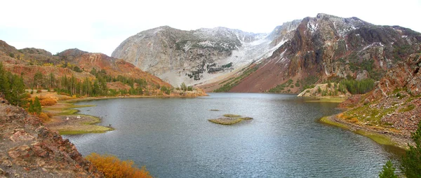 Lago Ellery en el Parque Nacional Yosemite —  Fotos de Stock