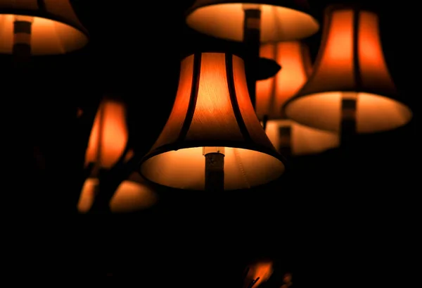 Antike Kronleuchter Beleuchtung — Stockfoto