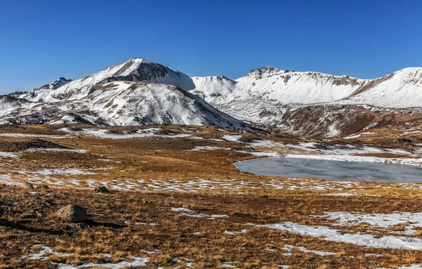 科罗拉多白雪覆盖的独立通行证 — 图库照片