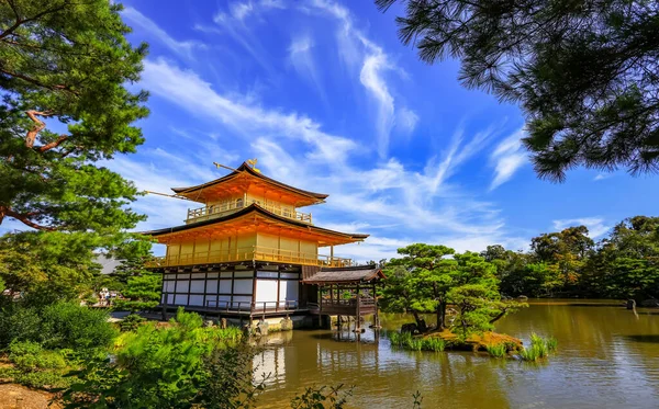 Ναός Kinkakuji Του Χρυσού Περιπτέρου Στην Πόλη Κιότο Ιαπωνία — Φωτογραφία Αρχείου