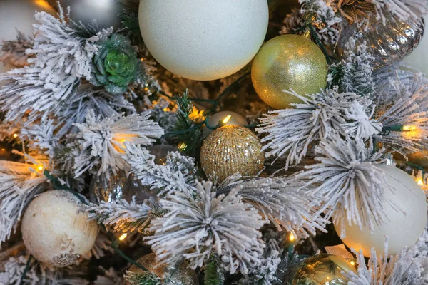 Vánoční Dekorace Uspořádání Vánoční Strom Zblízka Záběr — Stock fotografie