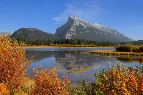 Paysage Pittoresque Des Lacs Vermilion Dans Parc National Banff Avec — Photo