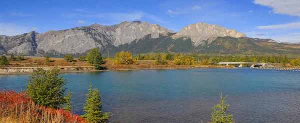 Bow Rivier Landschap Van Bow Vallei Rijden Banff Nationaal Park — Stockfoto