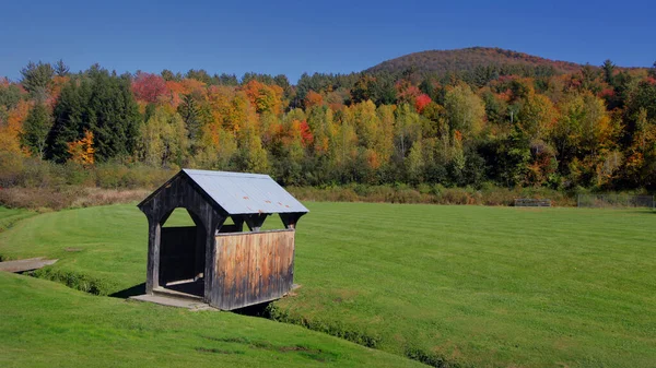 Miniature Covered Bridge Small Water Stream — Stock Photo, Image