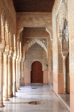 Granada'da Alhambra süslemeleri
