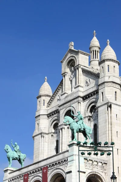 Fasad av basilikan Sacre Coeur — Stockfoto