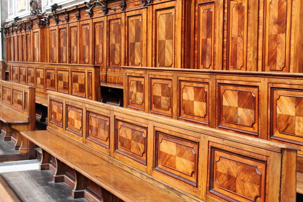 Cabinas de coro de madera — Foto de Stock