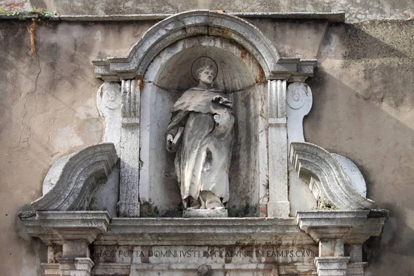 Staty av saint francis — Stockfoto