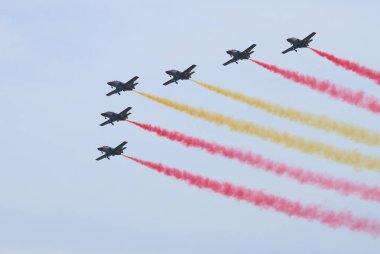 Patrulla Aguila akrobatik İspanyol ekibi