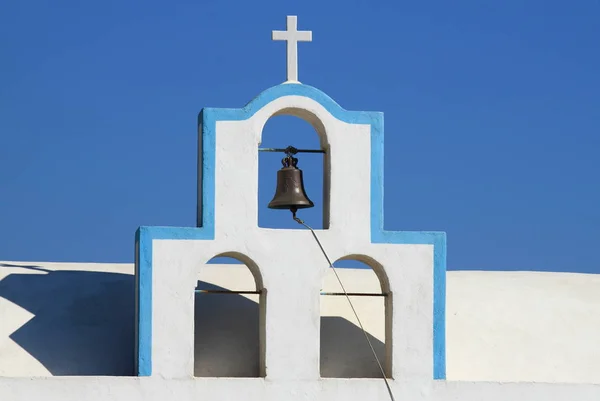 Velero en medio del océano —  Fotos de Stock