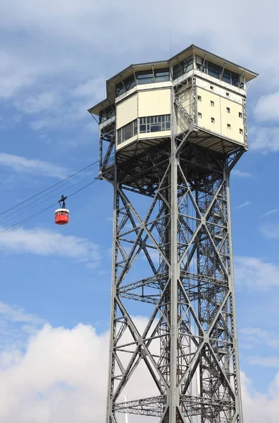 Barcelona 'daki kablo araba kulesi. — Stok fotoğraf