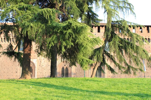 Okolní Zdi Hradu Sforzesco Miláně Itálie — Stock fotografie