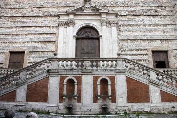 Basilica of San Domenico i Perugia — Stockfoto