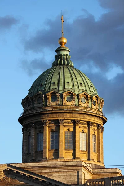 Cúpula da catedral de Kazan em São Petersburgo — Fotografia de Stock
