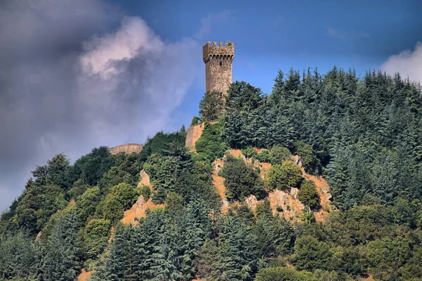 La Rocca Fortress in Radicofani — Stockfoto