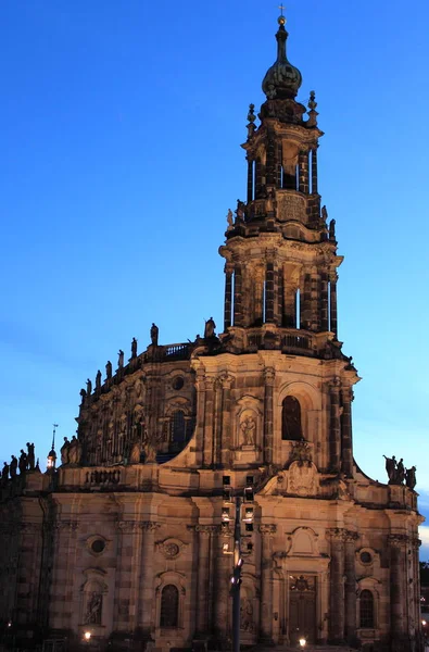 Hofkirche by night in Dresden — Stockfoto