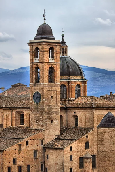 Scenic miejskie Urbino — Zdjęcie stockowe