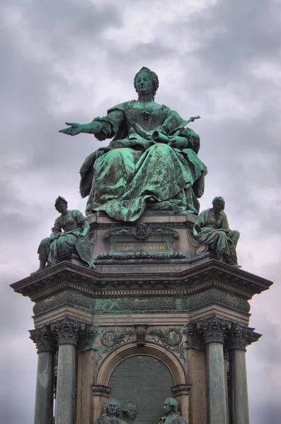 Maria Theresa emlékmű Bécsben — Stock Fotó