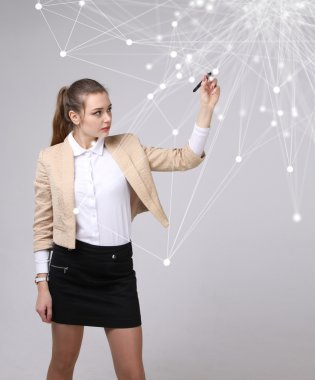 Dünya çapında ağ veya kablosuz Internet bağlantısı fütüristik konsept. Bağlantılı noktalar ile çalışan kadın.