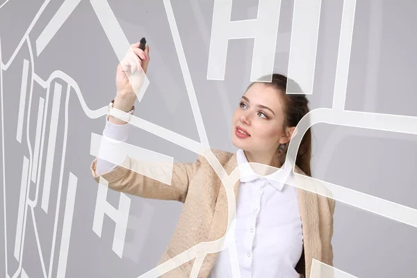 Tecnología del futuro, navegación, concepto de ubicación. Mujer mostrando pantalla transparente con mapa de navegador gps . — Foto de Stock