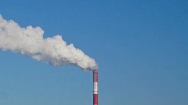 Emisyon üzerinden endüstriyel Fabrika boru duman