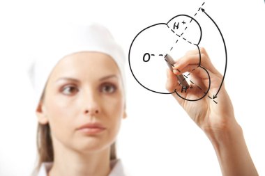 Doktor bir şey camın üzerine marker ile yazma.