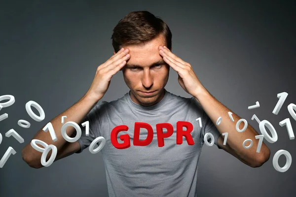 Gdpr kavramı görüntü. Genel veri koruma Yönetmeliği, Avrupa Birliği'ndeki kişisel verilerin korunması. Genç adam bilgileri ile çalışan. — Stok fotoğraf