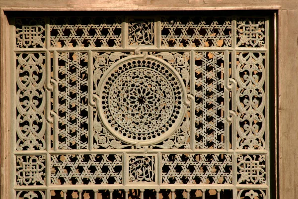 Szczegóły dekoracji Ali Al Rifai Meczet. Kair, Egipt. Stycznia 2005 — Zdjęcie stockowe