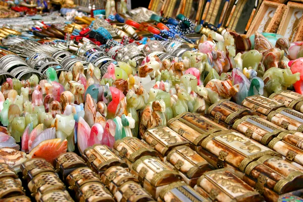 Ein typisches Souvenir auf dem Flohmarkt in sidi bou sagte, Thunfisch. Juni 2006 — Stockfoto