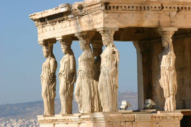 Caryatid tepe, Erechtheion tapınağın sundurma. Atina, Yunanistan, Kasım, 2006