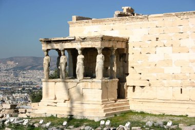Caryatid tepe, Erechtheion tapınağın sundurma. Atina, Yunanistan, Kasım, 2006