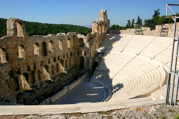 Odeon of Herodes Atticus (Teatro Antiguo) en Acropolis Hill. Atenas, Grecia. Noviembre de 2006 . — Foto de Stock