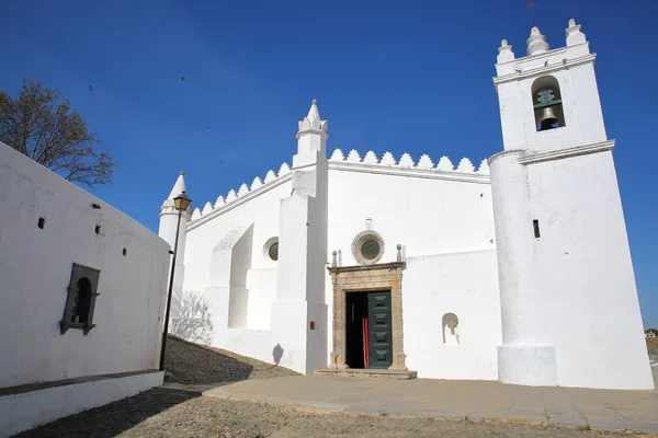 Mértola, Portugalia: Kościoła Matriz (dawny Meczet miasta Mértola) — Zdjęcie stockowe