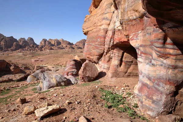 PETRA, JORDÁN: Piedra arenisca colorida — Foto de Stock