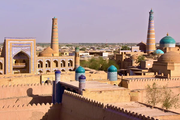 Khiva, Uzbekistan: En allmän bild av Khiva gamla stan — Stockfoto