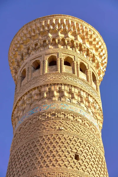 Bukhara, Uzbekistán: Architektonický detail Poy Kalon Minaret — Stock fotografie