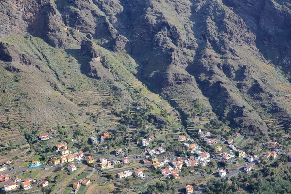 바 예 그 란 레이, 라 Gomera, 스페인: 계단식된 필드와 산 골짜기의 일반 보기 — 스톡 사진