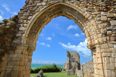 Hastings, İngiltere - 23 Temmuz 2017: East Sussex'deki / daki Hastings kale kalıntıları