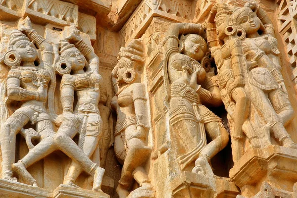 Details Adhbudhnath Shiva Temple Located Fort Garh Chittorgarh Sculptures Apsaras — Stock Photo, Image